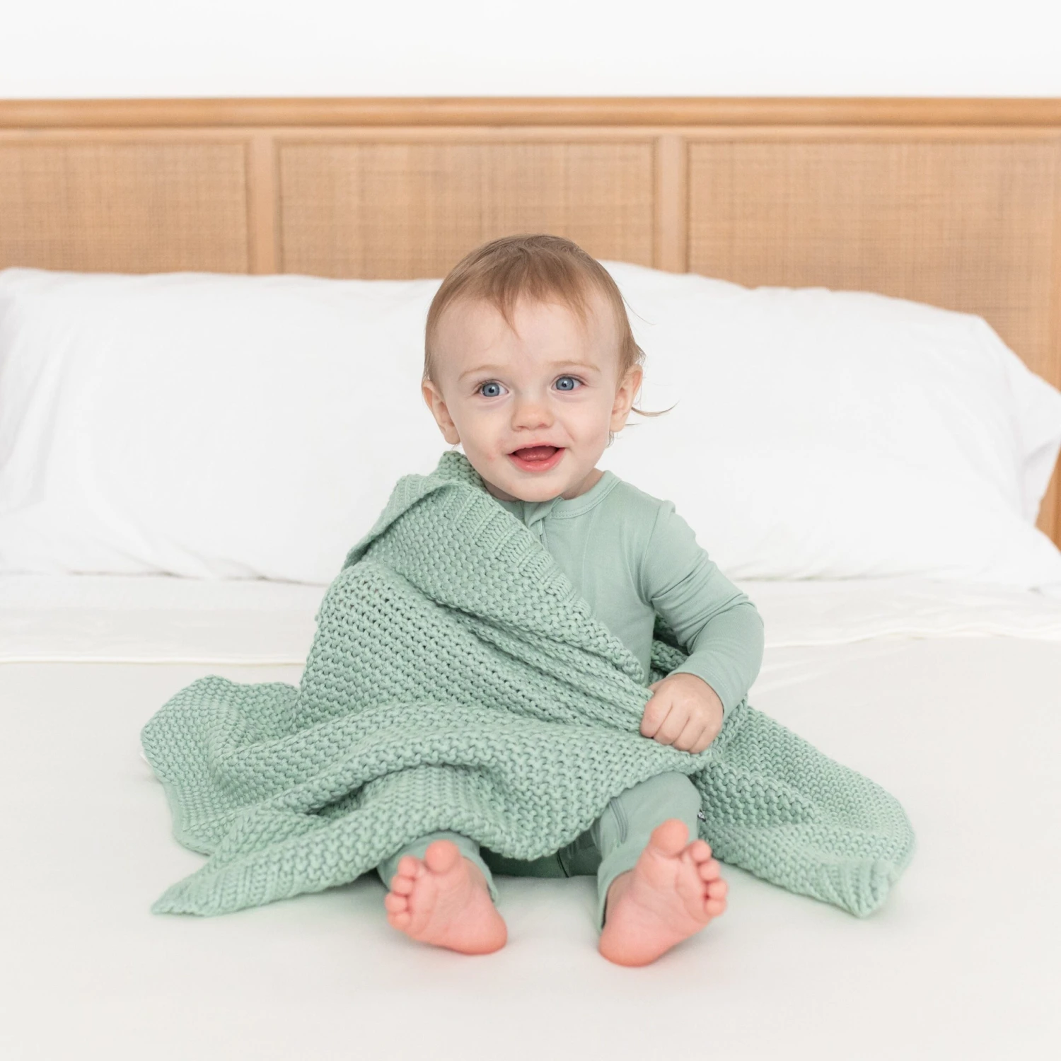 Chunky Knit Baby Blanket In Sage 3 Chunky Knit Baby Blanket In Sage - Image 3