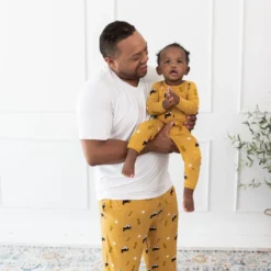 Zippered Romper In Hufflepuff™ 10 Zippered Romper In Hufflepuff™ -Kyte Baby Shop kyte baby zippered rompers zippered romper in hufflepuff 32475970666607 scaled